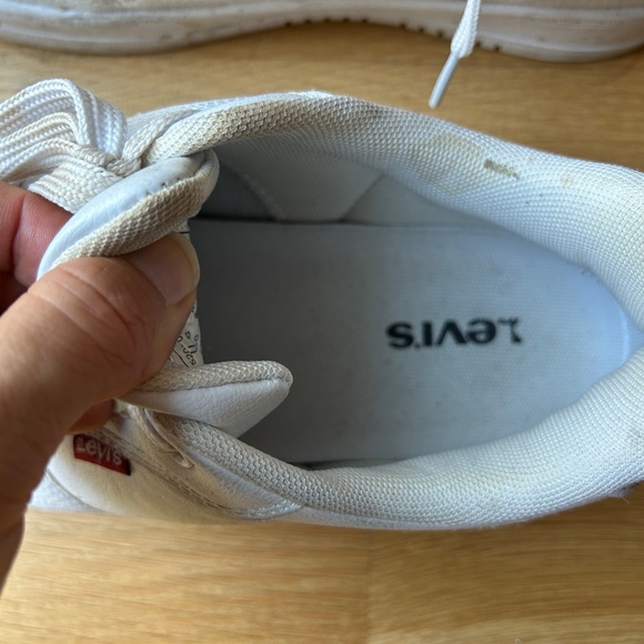White Levi's Shoes Size 10 - Picture 5 of 14